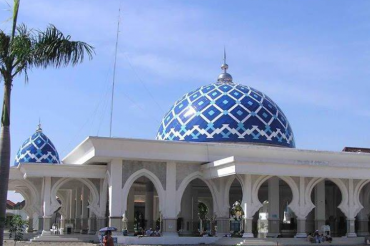 Biaya Pendidikan Pondok Pesantren Assalafi Al Fithrah Surabaya Tahun Ajaran 2023/2024 Untuk Semua Jenjang