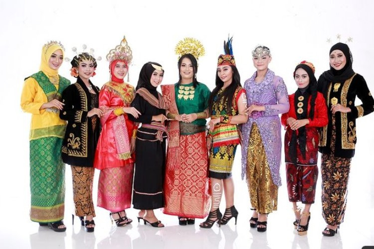 Rekomendasi Tempat Sewa Baju Adat di Surabaya yang Terlengkap, Ada Beragam Pakaian Tradisional Dari Seluruh Indonesia