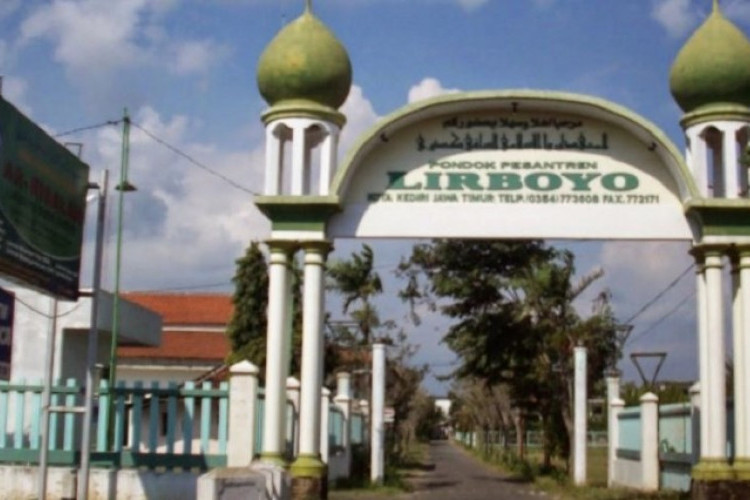 Gambaran Kamar Putra Pondok Pesantren Lirboyo Kediri, Hidup Dalam Kesederhanaan dalam Mencari Ilmu