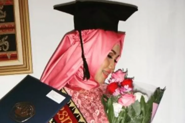 Inilah Potret Desni Pratiwi yang Tak Kalah Cantik dari Selingkuhan SYH Suhardiansyah, Dosen UIN Lampung yang Terkena Skandal