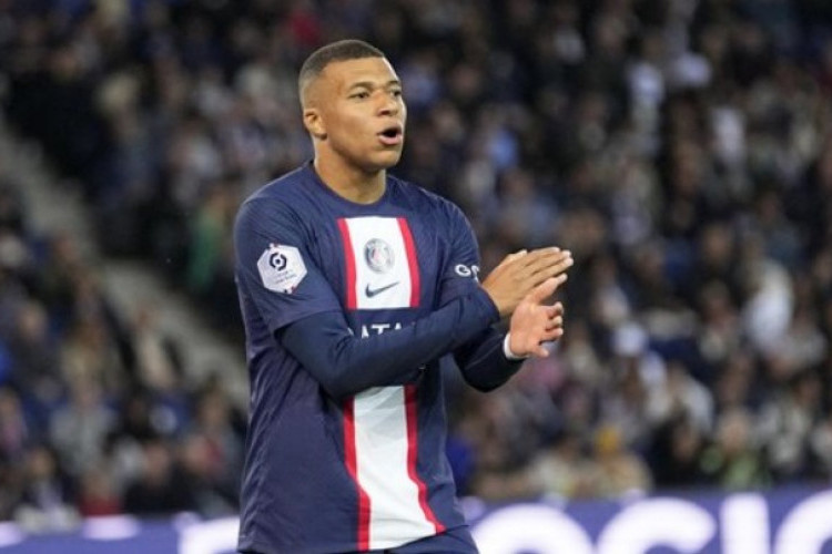 NOUVELLES! Ou Va Kylian Mbappé la Saison Prochaine? Partir Pour Une Nouvelle Aventure ou Rester au PSG ?