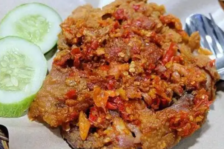 Daftar Harga Menu Ayam Geprek Mak Aku Jambi Terbaru 2023, Dilengkapi Alamat Lokasi dan Link Delivery Order