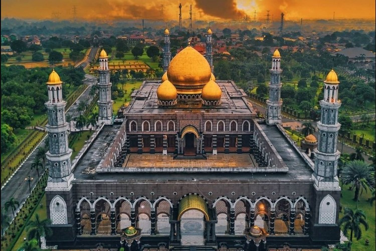 Daftar 8 Warna Cat Untuk Masjid Masa Kini yang Indah dan Aesthetic Untuk Beribadah Makin Semangat 