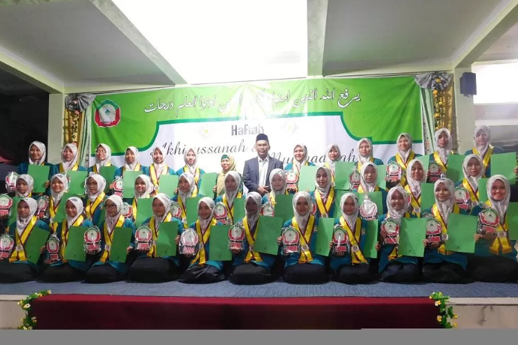 Biaya Pendaftaran Pondok Pesantren Darul Falah Besongo Tahun 2023 Untuk Peserta Didik Baru, Cek di Sini 