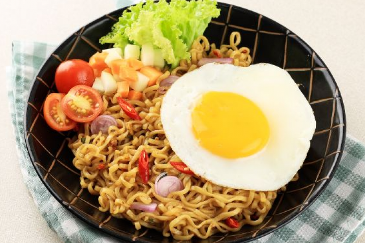 Resep Mie Goreng Untuk 20 Porsi, Masakan Nikmat yang Menggugah Selera!