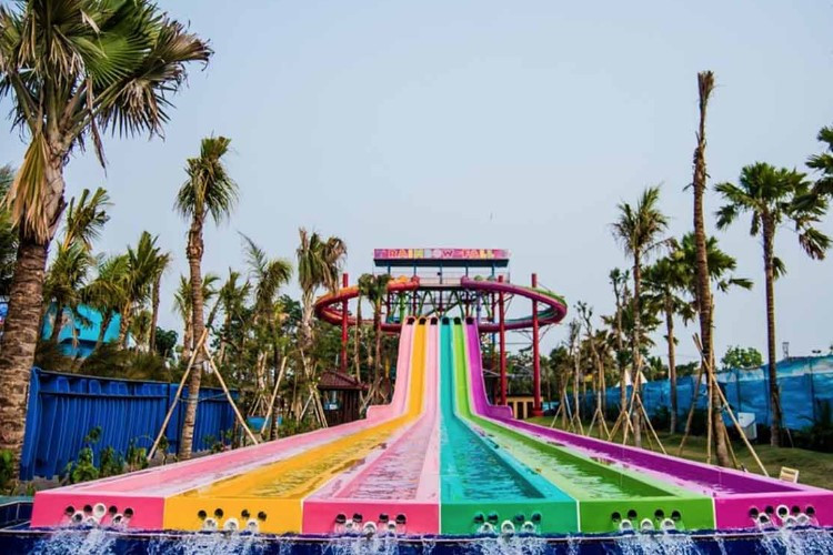 Wisata Hawai Waterpark Malang: Harga Tiket, Jam Buka, Lokasi, Wahana, dan Fasilitasnya 