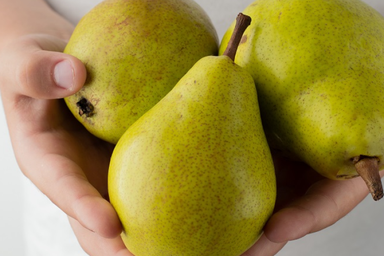 Apakah Buah Pir Aman untuk Asam Lambung? Ini Penjelasan Lengkapnya Menurut Pakar Ahli dan Dokter