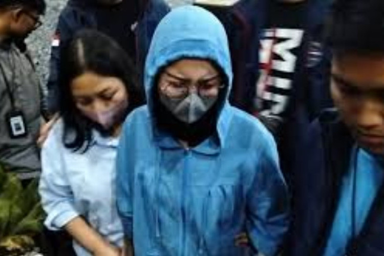 Profil Ansy Jan De Vries, Model dan Muse yang Sebarkan Hoax Karena Dibegal!