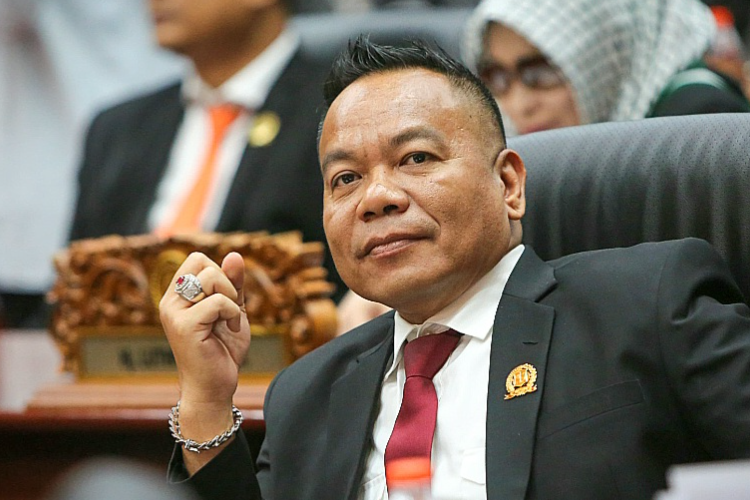 Siapa Yona Bagus Widyatmoko? Jadi Sorotan Usai Kritik Wali Kota Surabaya Eri Cahyadi Terkait Pencopotan Lurah