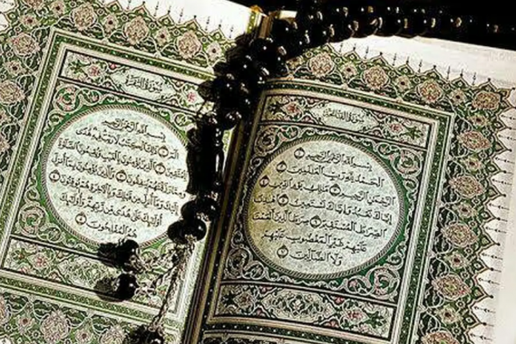 Bagaimana Hukum Membaca Surat Al Fatihah Kepada Orang yang Masih Hidup? Begini Penjelasannya Menurut Buya Yahya