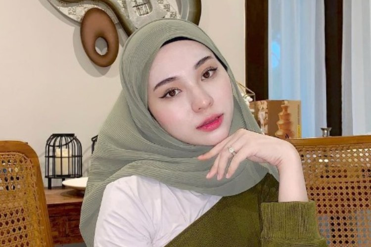 Profil dan Biodata Adira Salahudi Artis Malaysia Viral yang Jadi Trending Topik, Instagram dan TikToknya Difollow Jutaan Orang 