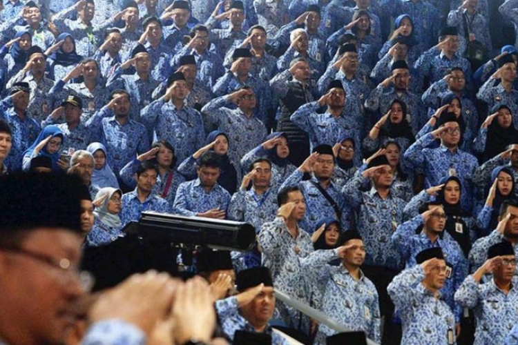 Viral Wanita ASN Inisial IYP Live TikTok Saat Jam Kerja, Sekda KBB Bandung Barat: 'Akan Diselidiki dan Diberi Sanksi'