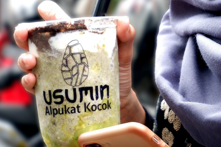 Rekomendasi Menu Alpukat Kocok Usumin Bandung yang Wajib Dicoba dan Paling Populer, Bikin Kamu Langsung Ketagihan