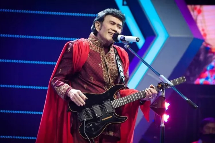 Kunci Orgen Lagu Dangdut Menunggu - Rhoma Irama Lengkap Dengan Lirik dan Chordnya