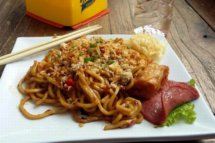 Harga Menu Kober Mie, Peguyangan, Bali Terbaru 2023: Nikmati Kuliner Pedas Menggugah dengan Harga Hemat