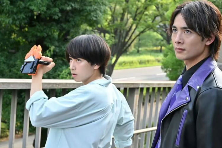 link nonton serial Kamen Rider Gotchard Episode 6 sub indo Supana dan Houtarou Diserang Pria Dengan Malgam Misterius