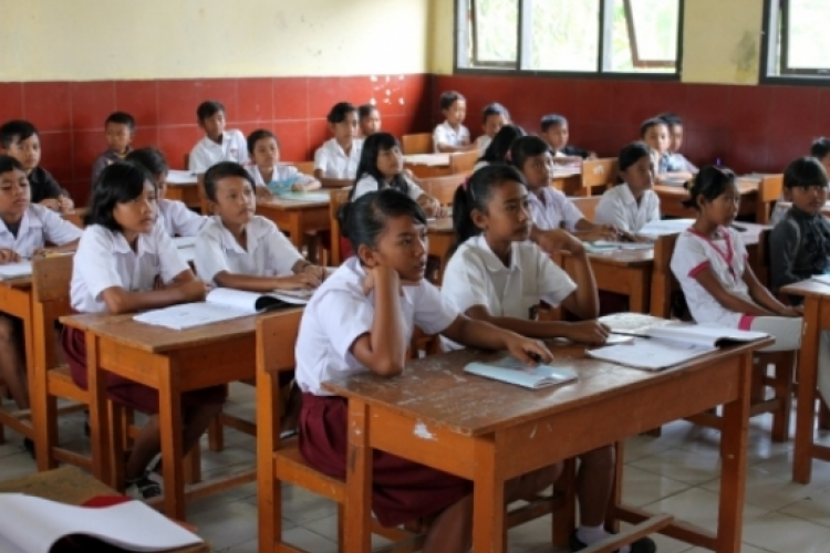Contoh Soal PAS / UAS Bahasa Jawa Kelas 5 SD Semester 2 T.A 2022/2023 Pilihan Ganda Lengkap Dengan Link Download Soal GRATIS! Sering Keluar Di Ujian
