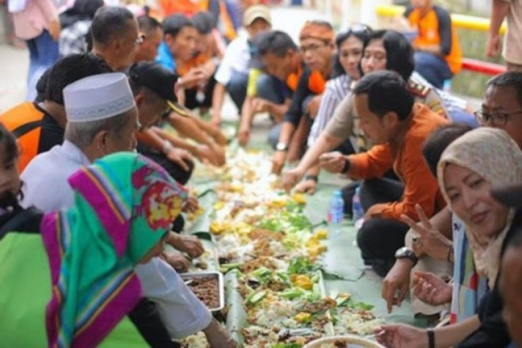 Asal Usul Tradisi Munggahan, Sambut Ramadhan dengan Kehangatan Makan Bersama