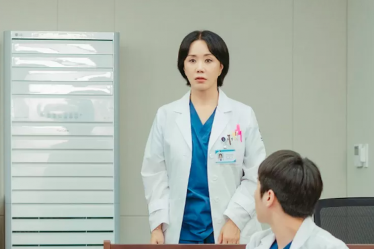 Spoiler Drama Korea Doctor Cha (2023) Episode 12, Terjadi Kebakaran Pada Asrama Dr. Cha