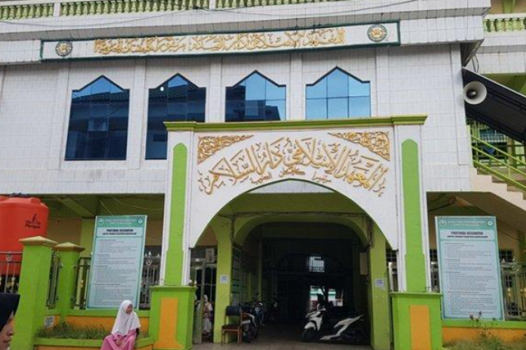Pondok Pesantren Darussalam Martapura Banjar: Profil, Alamat, Serta Jenjang Pendidikannya