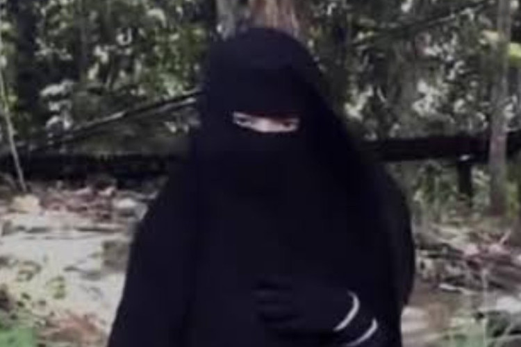 Video Viral Cadar Hitam Coolmax di Kebun Full Durasi HD, Warganet Dibuat Auto Melongo
