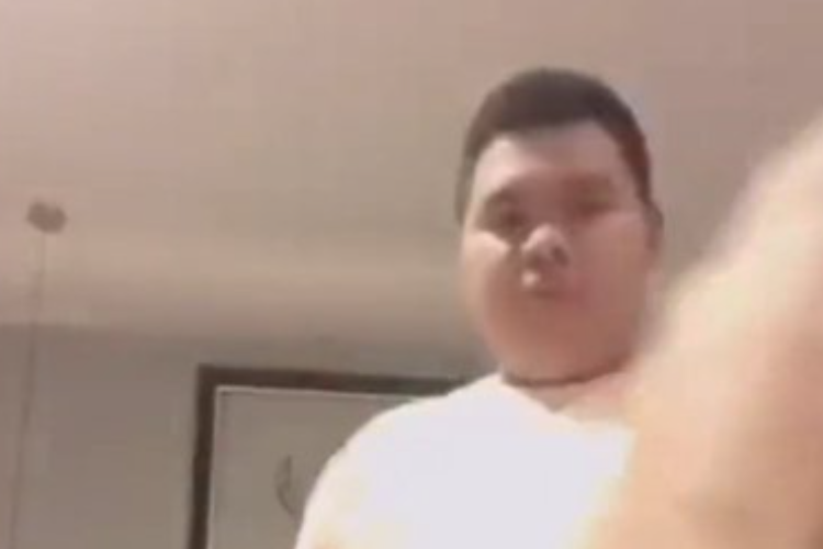 Link Video Renald Fadli Bareng Cowok 14 Detik Viral di TikTok, Tonton di Sini Sekarang