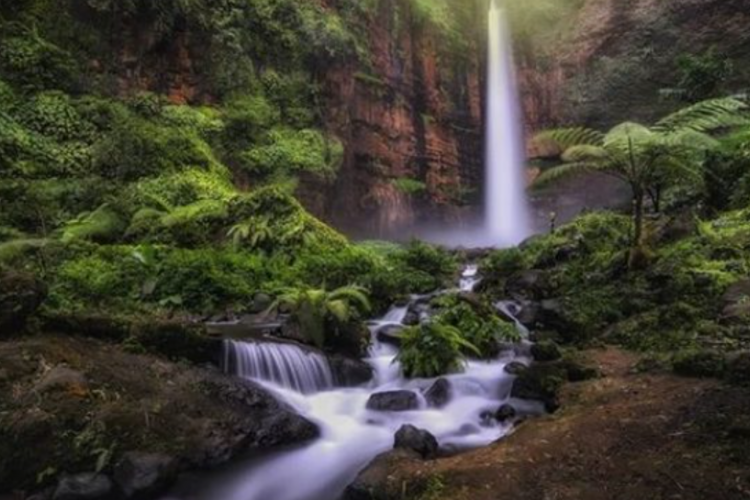 Air Terjun Kapas Biru, Lumajang, Jawa Timur: Harga Tiket 2023, Lokasi, Rute, Jam Operasional, dan Fasilitas Wisata