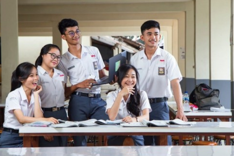 Contoh Soal Tes Minat dan Bakat Masuk SMK Tahun 2023 : Soal Kelompok Kata Dan Pembahasan, Pasti Nambah Peluang Lolos!