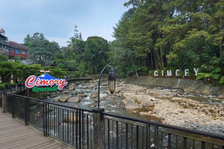 Alamat Lengkap dan Jam Operasional Cimory Riverside Puncak Terbaru 2023, Berwisata Sambil Menikmati Kuliner di Pinggir Sungai