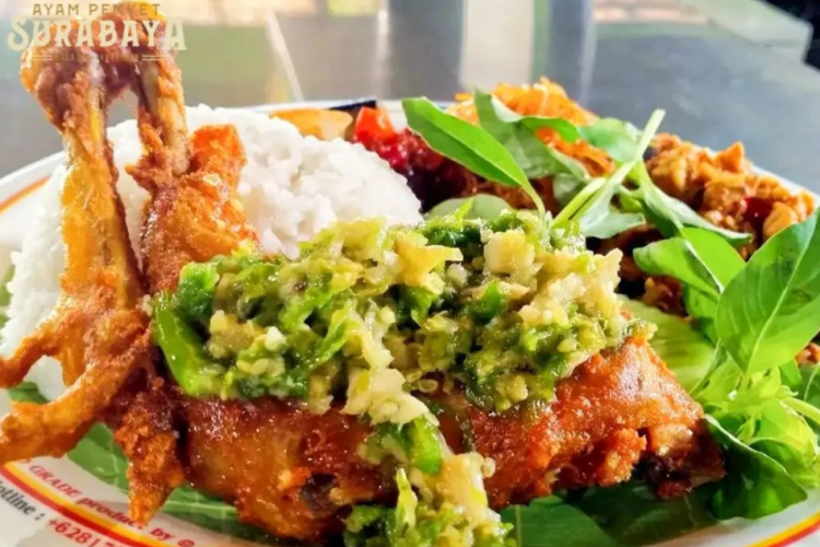 Harga Menu Ayam Penyet Surabaya Terbaru 2023, Kuliner Ayam + Sambal Populer di Indonesia