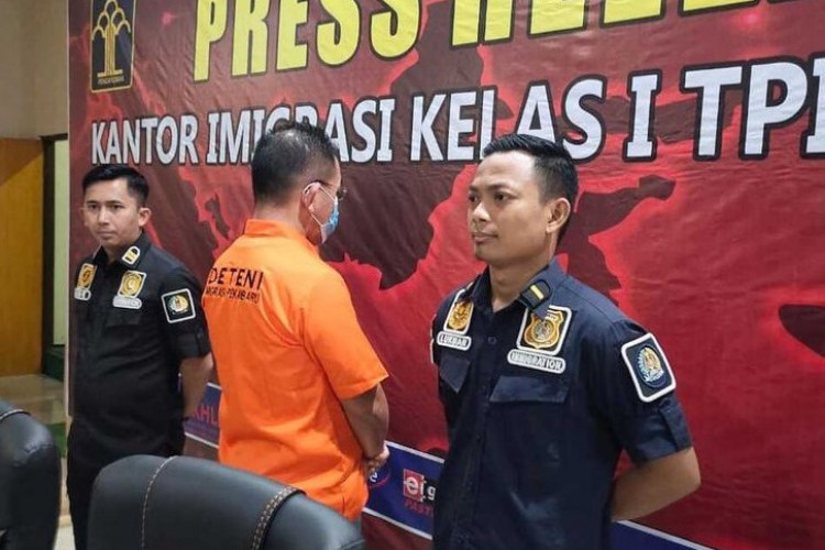 Warga Malaysia Punya KTP Hingga KK Palsu di Riau, Ternyata Mau Jadi Bos Tambang!