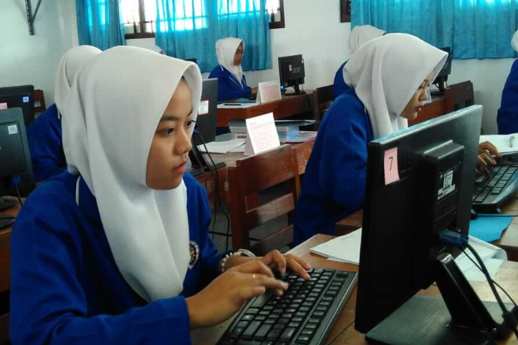 Kumpulan Soal Uji Kompetensi Keahlian (UKK) SMK Tahun 2023 Semua Mata Pelajaran, Pakai Ini Buat Latihan