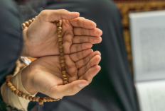 Cara Mengamalkan Doa Nurbuat Agar Minta Uang Langsung Dikabulkan Segera