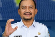 Baru Menjabat, Ini Profil Bupati Pemalang Eks BUMN Tersangka KPK hingga Kantor Dinas PUPR Disegel