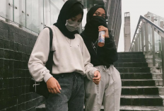Ide Pose Foto Bareng Bestie Ber 2 Terbaik dan Aesthetic, Lengkap dengan Rekomendasi OOTD-nya