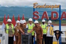 Presiden Jokowi Resmikan Bendungan Sadawarna, Targetkan Produktivitas Pertanian Naik 1,8 Juta Ton