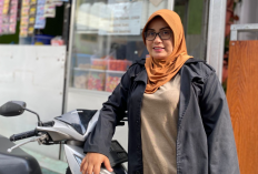 Aksi Nekat Penjual Seblak di Cimahi, Ikut Nyaleg DPRD Untuk Jadi Wakil Rakyat