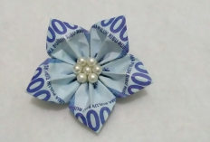 Karya Origami dari Uang Kertas Kreatif dan Unik, Mulai dari Perahu Hingga Mahar Pernikahan!