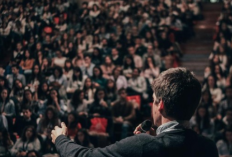 Contoh Kalimat Sambutan Ketua Panitia Halal Bihalal Tingkat RT/RW , Buat Audience Makin Terkesan!