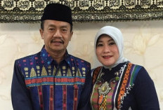 Nyono Suharli, Mantan Bupati Jombang Periode 2013 – 2018 Meninggal Dunia! Dimakamkan Sebelahan Dengan Sang Istri