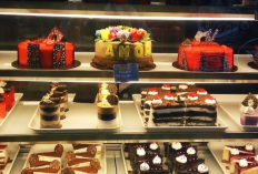 Harga Bolu di Amor Bakery Sukabumi Tahun 2023 Ada Modern Cake Slice, Pastry, dan Donut 