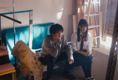 Nonton Drama Jepang Tsuiraku JK To Haijin Kyoshi (2023) Episode 3 Sub Indo, Mikoto Berusaha Jadi Pacar yang Baik