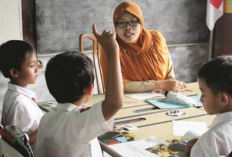 Syarat & Cara Daftar BLT Guru Honorer dan PTT Non PNS Terbaru 2023, Dapatkan Nominal Hingga Rp1,8 Juta Per Orang