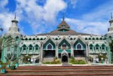 Viral! Santri Dianiaya di Masjid Al-Markaz Makassar Diduga Dianiaya Orang Tua Teman, Polisi Masih Selidiki Kasusnya