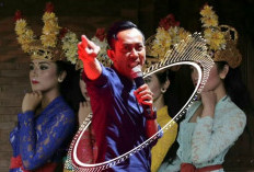 Download Lagu Bali Telung Senti oleh AA Raka Sidan, Disertai dengan Liriknya