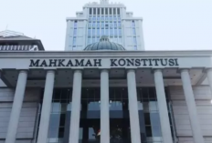 Demo Jelang Putusan MK Hari Ini di Jakarta, Jalan Medan Merdeka Barat Arah Harmoni Ditutup