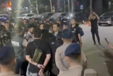 Puluhan Anggota TNI Geruduk Markas Polda Metro Jaya, Saksi Mengaku Lima Personel Kejaksaan Turut Ikut Serta