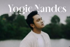 Download Lagu Lewat Semesta - Yogie Nandes yang Lagi Viral di TikTok Full Mp3 Gratis 