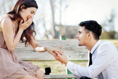 Kata-Kata Nembak Cewek Lewat Chat WA (WhatsApp) Terbaik dan Paling Romantis, Bikin Doi Makin Cinta!