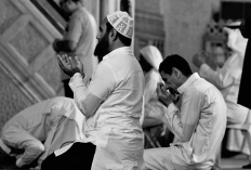 Kumpulan Doa Bersyukur Kepada Allah SWT dalam Bahasa Arab dan Artinya Lengkap